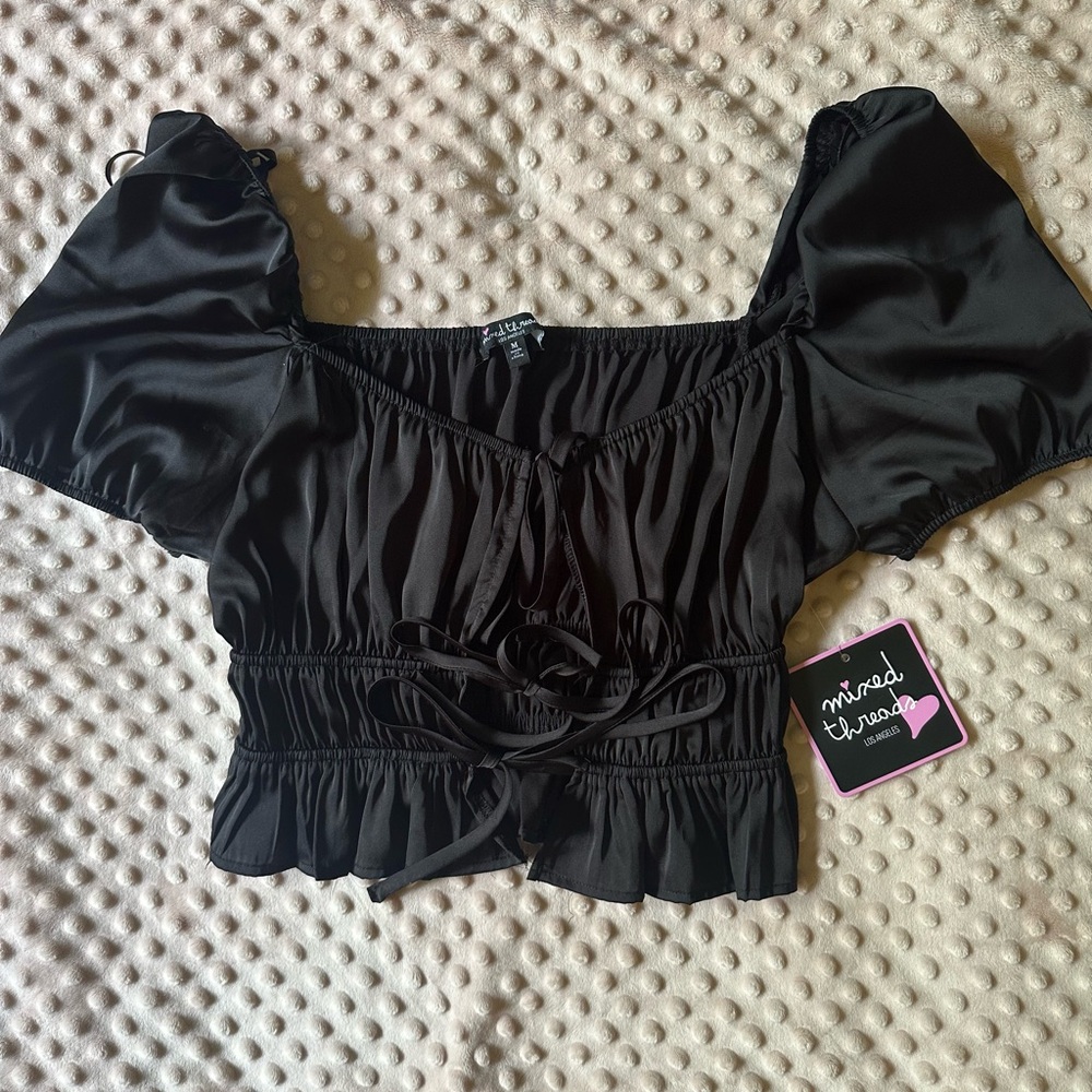 Medium Mixed Thread Black tie top